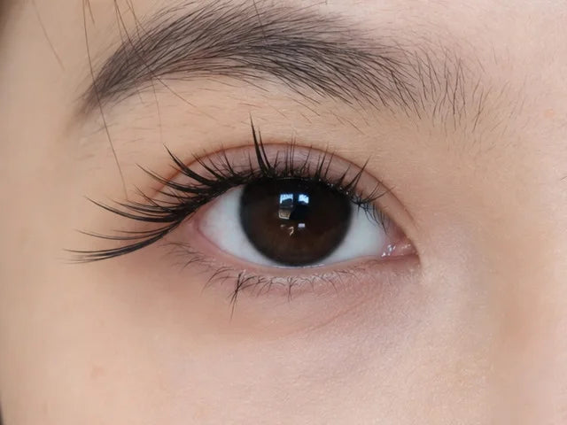Sweet Venom lashes on a real eye